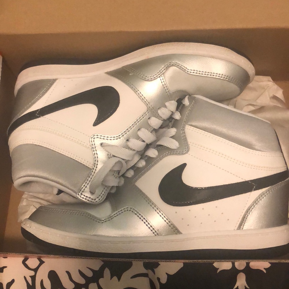 nike sneaker wedges